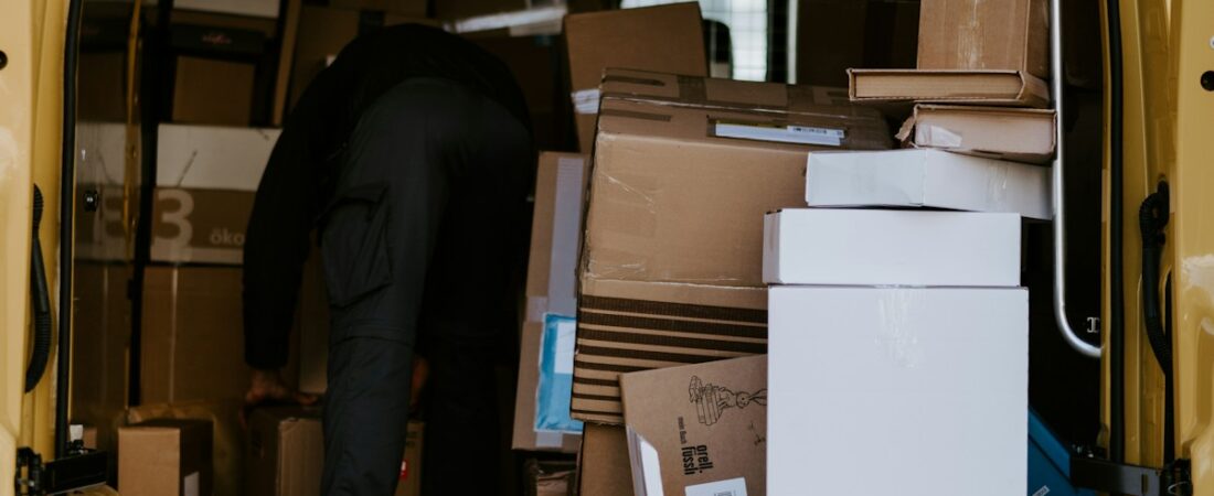 Parcel delivery pictures | download free images on unsplash.